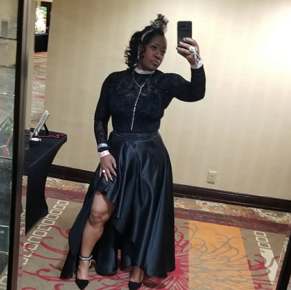 Meet your Posher, Joy - Picture 3 of 4